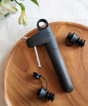 Load image into Gallery viewer, Coravin vins corps et âme pivot noir